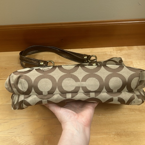 COACH Op Art Poppy Tote Tan Brown Signature C's Purple Leather Trim, EUC - Picture 7 of 9